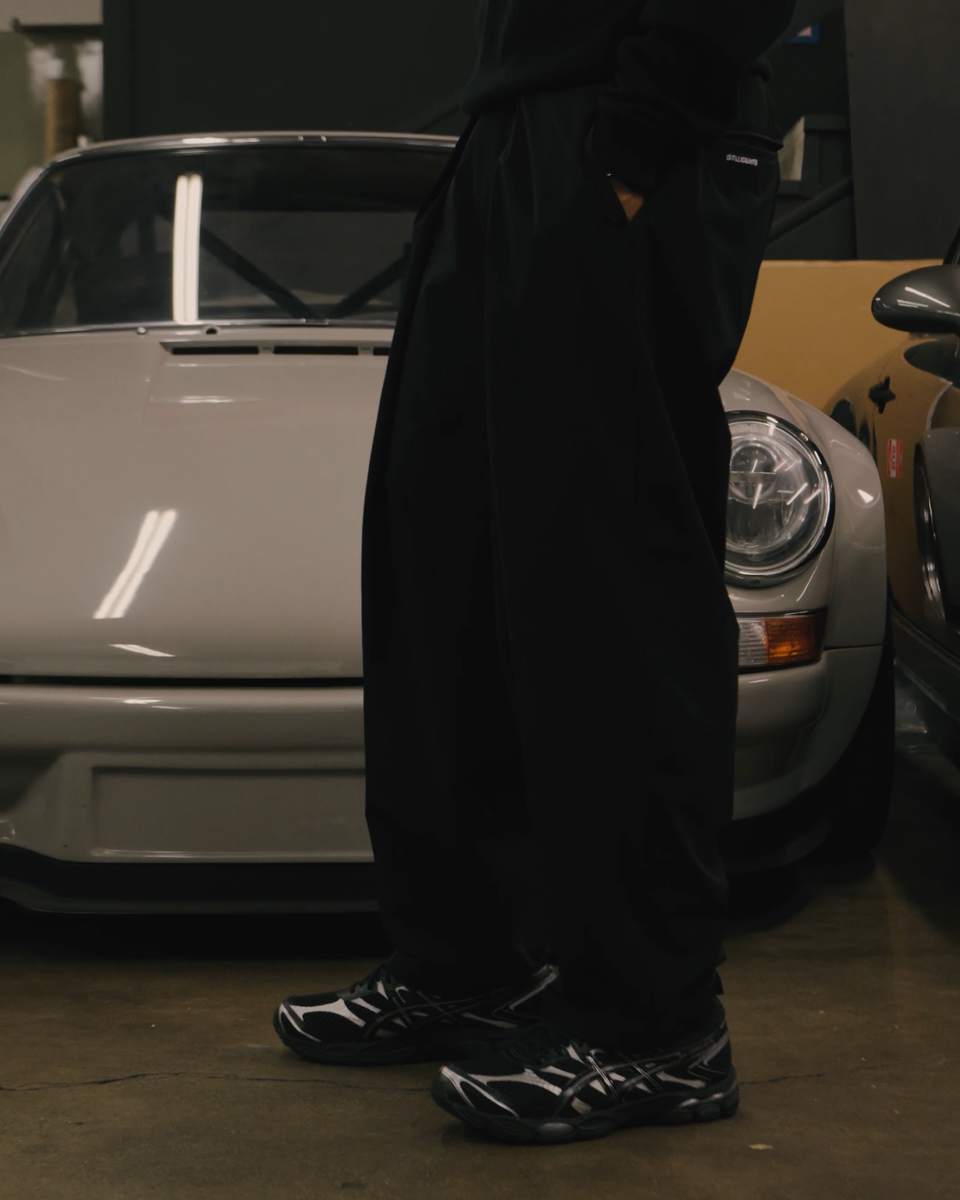 Science Adjustable Pleated Pants - Black