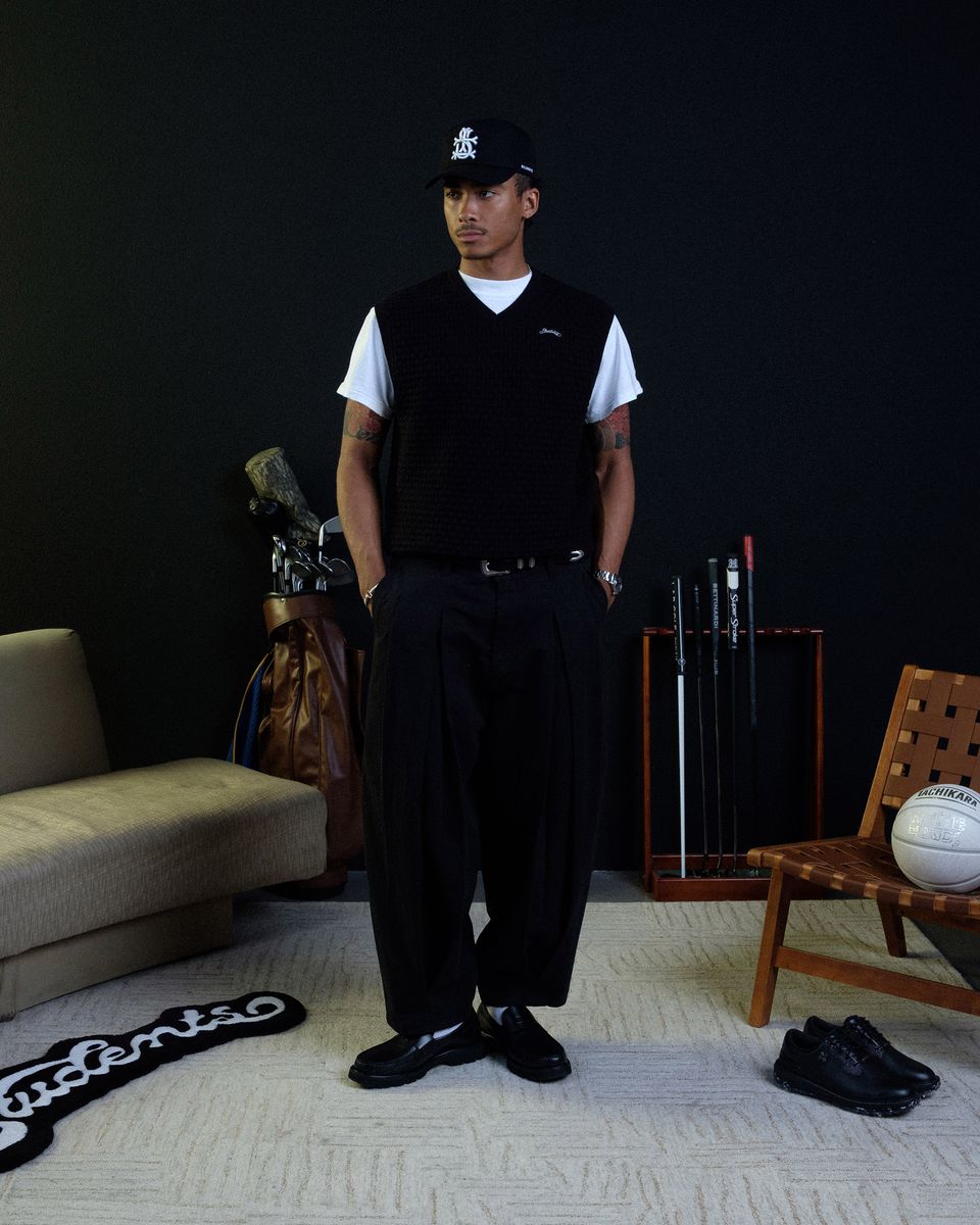 Harvard Knit Sweater Vest - Black