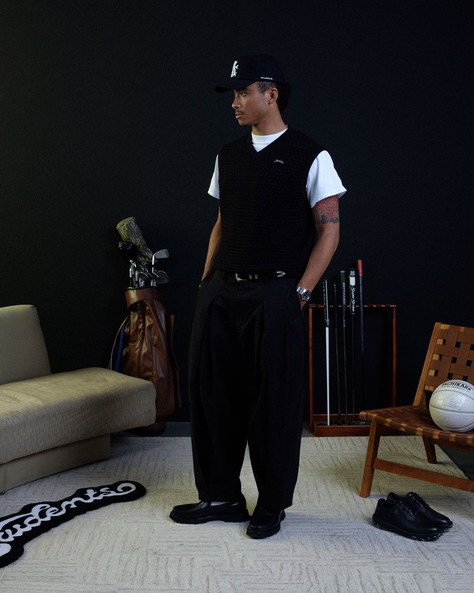 Harvard Knit Sweater Vest - Black