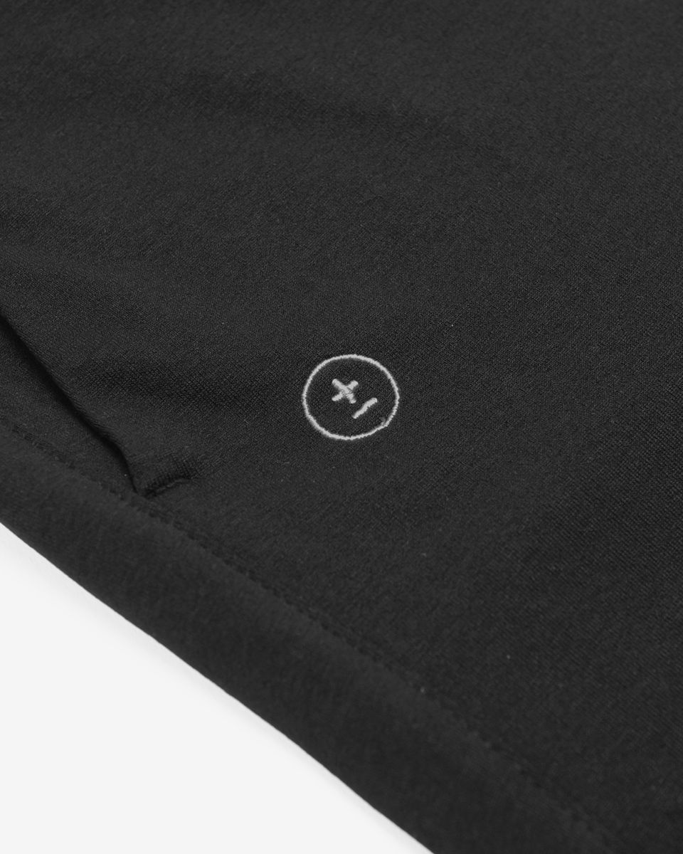 Chaperone 9 Shorts - Black