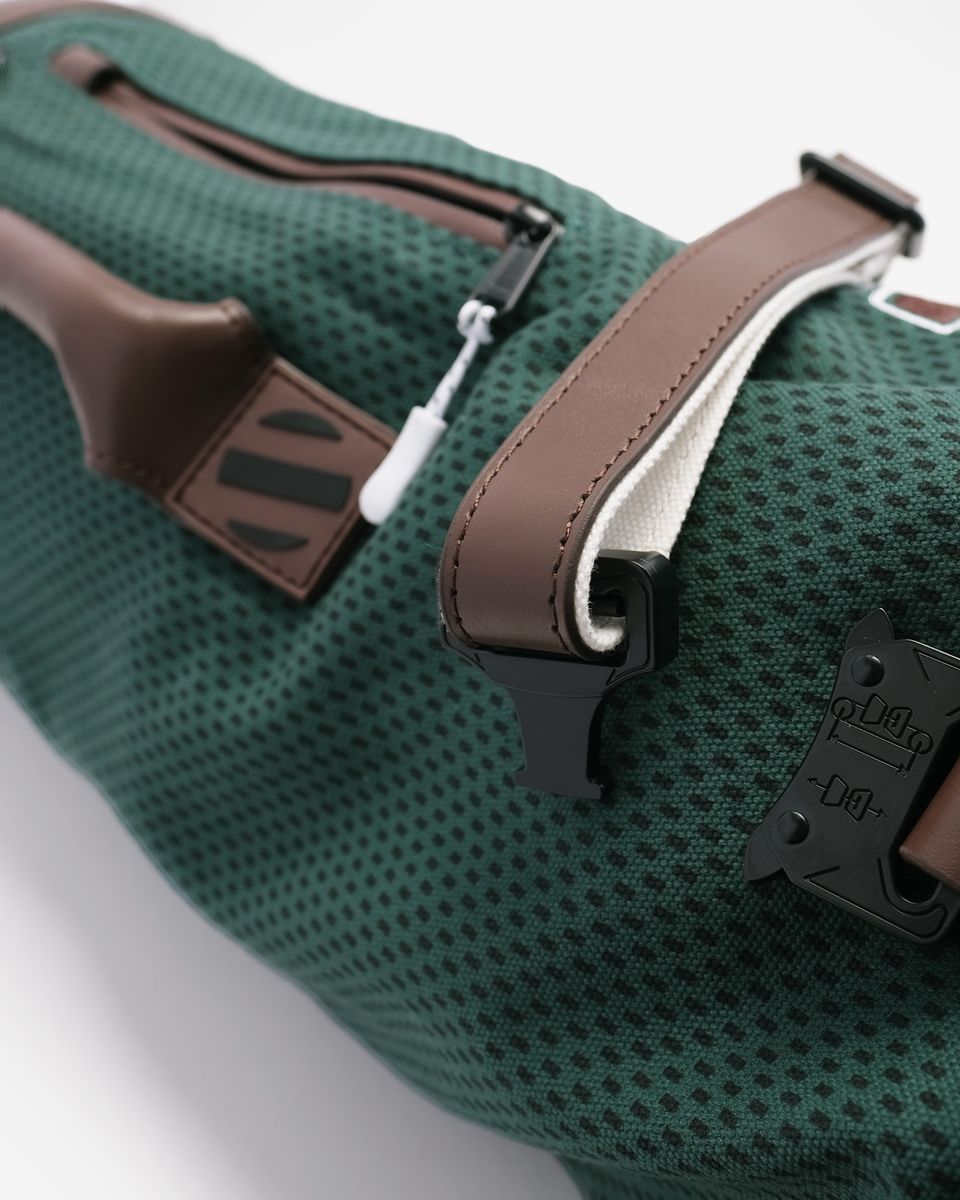 Students x Hiroki Collegiate Sunday Golf Bag - Dark Green