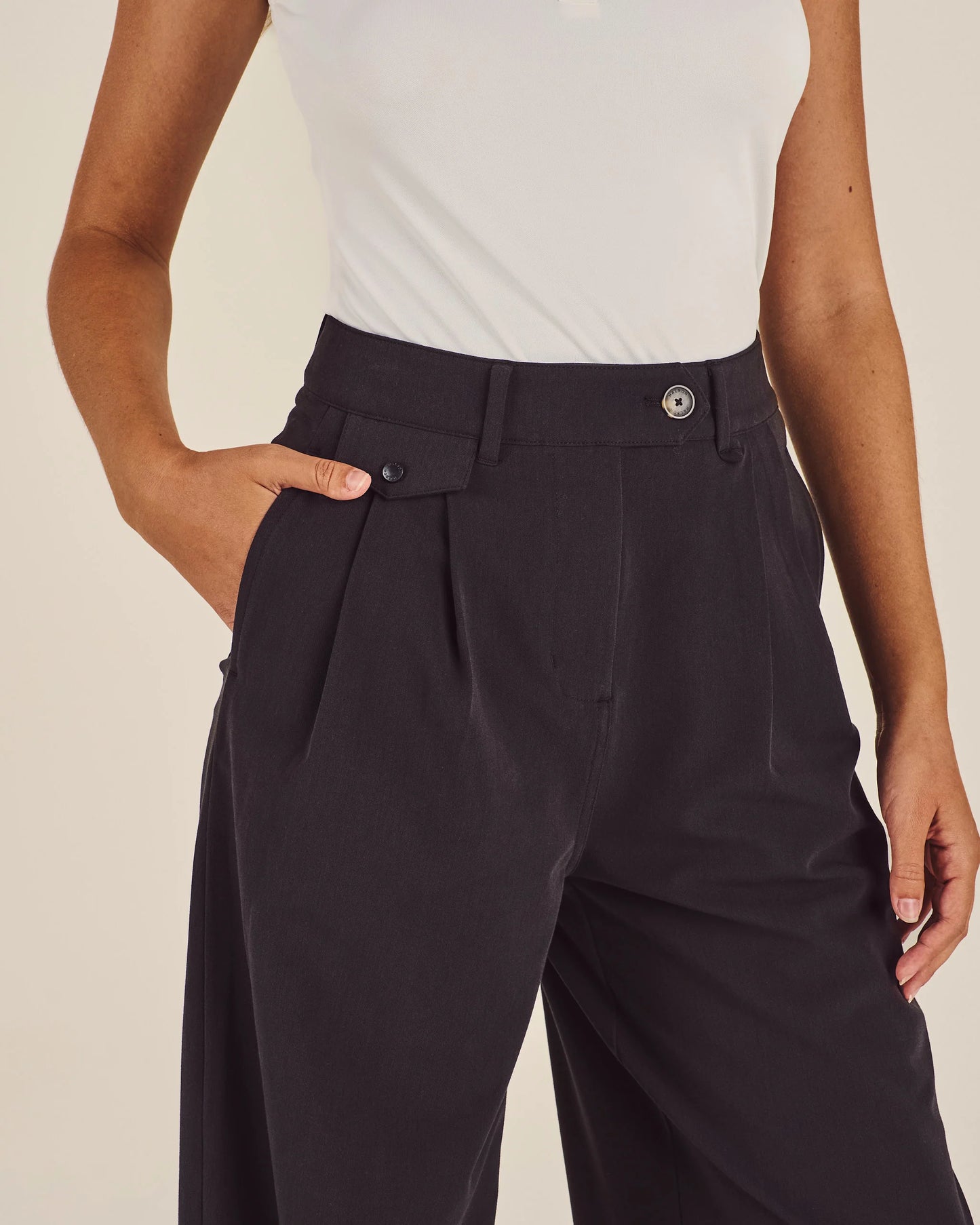 Lucy Wide Leg - Smokey Black