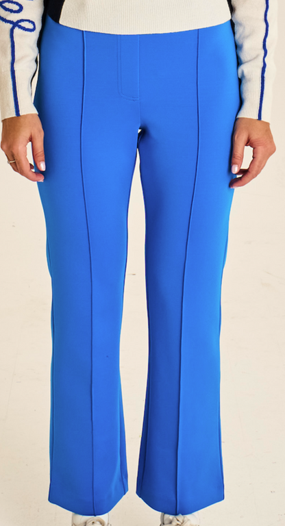 Monica Pant - Royal