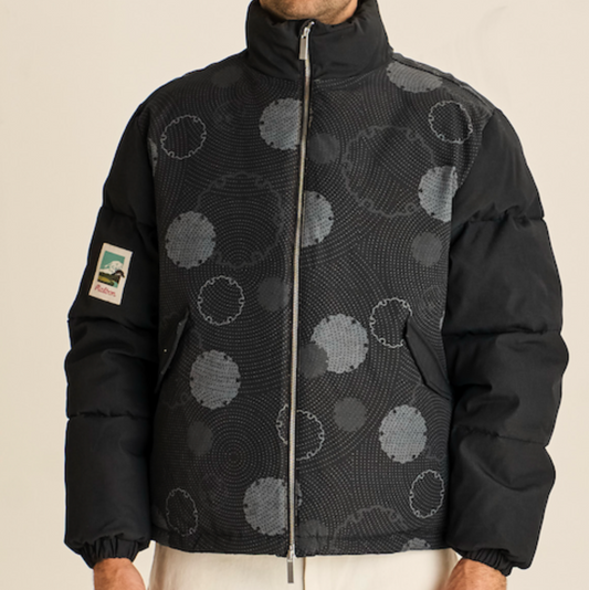 Apres Puffer Jacket - Black Snowflake
