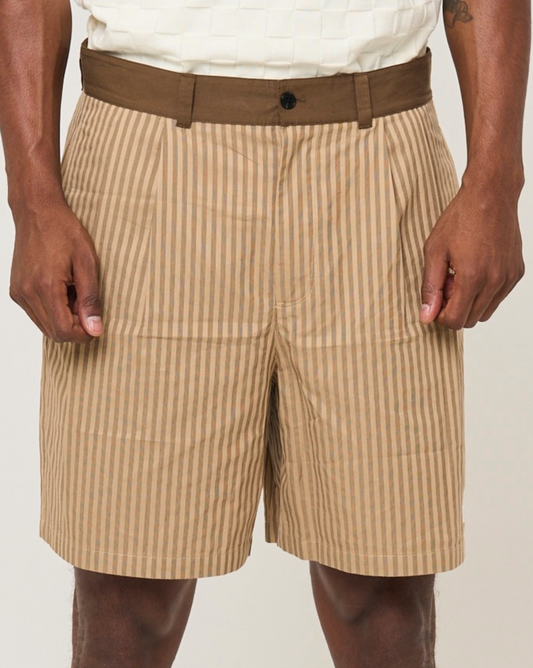Classic Pleated Tuesday Short - Downtown Brown