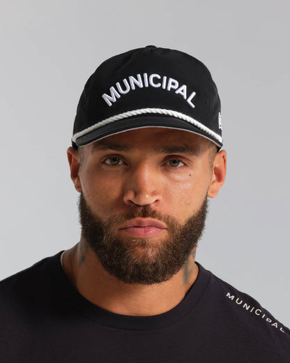 Trophy Performance Hat - Black / White