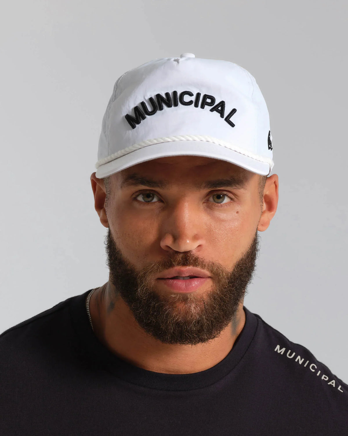 Trophy Performance Hat - White / Black